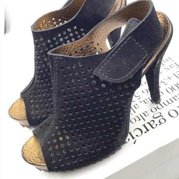 PEDRO GARCIA Candela Black Castoro Lame Bootie - Picture 1 of 13
